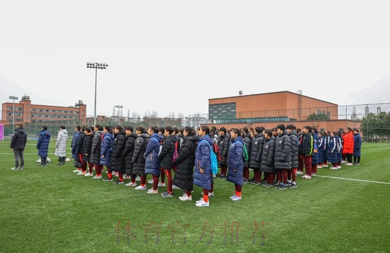 飞得更高,看得更远——全国2005-2006年龄组女足精英球员训练营圆满结束 飞得更高,看得更远——全国2005-2006年龄组女足精英球员训练营圆满结束